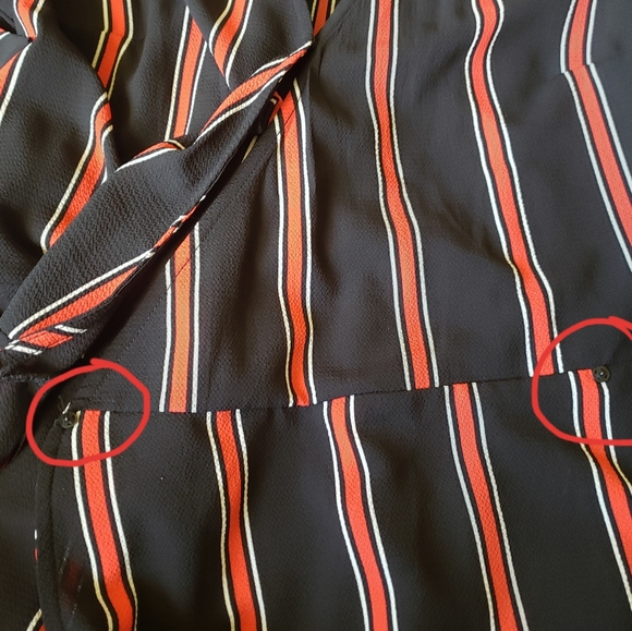 ⛔️Gone to Goodwill!⛔️ H&M Wrap Dress - Picture 4 of 4